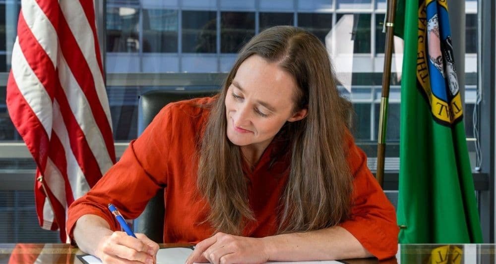 Katie Wilson signing